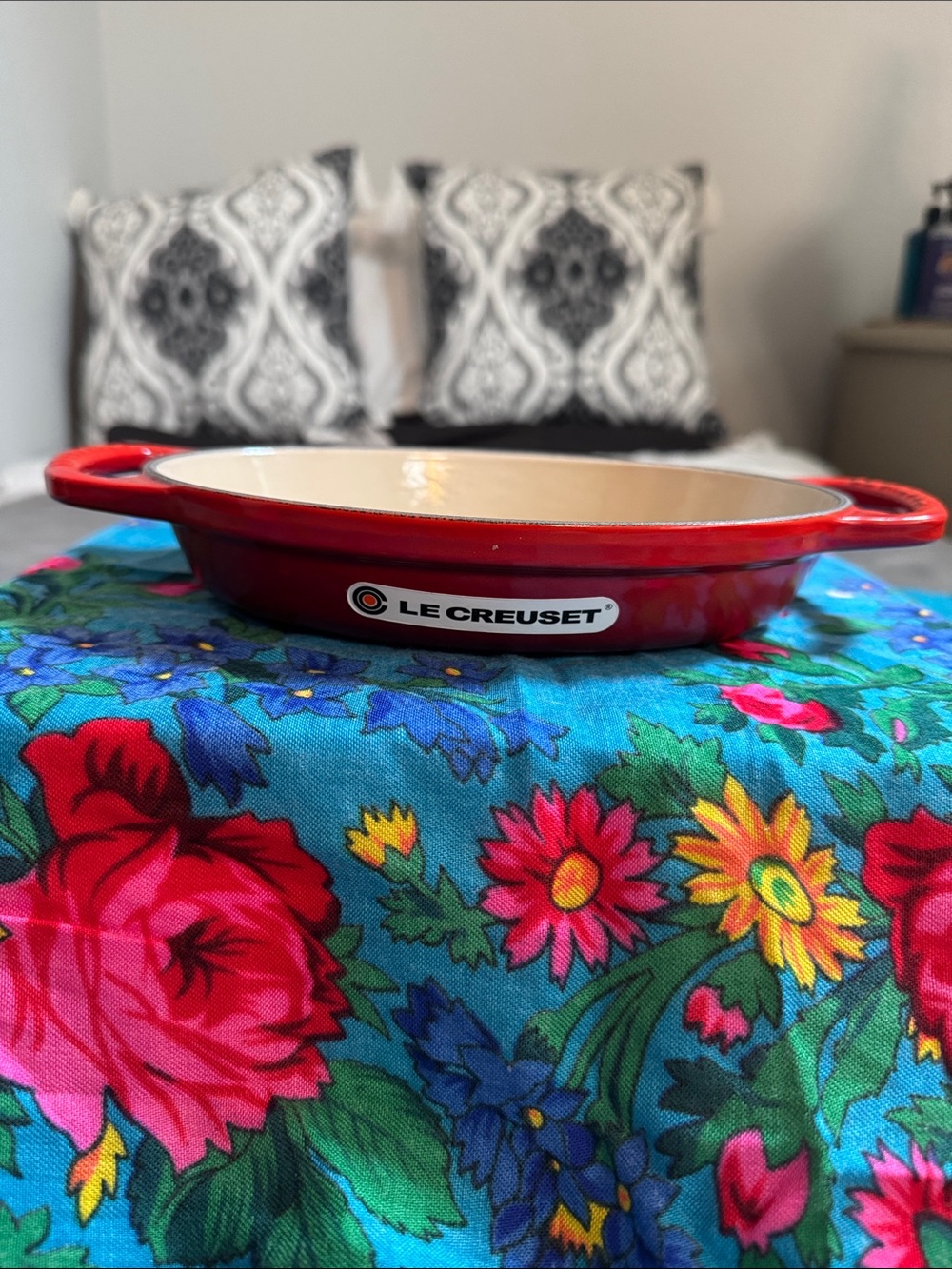 Le Creuset Red Oval 8” Enamel cooking oval baker-server